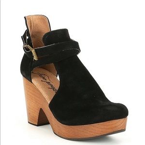 Free People Black Suede Cedar Clogs Boho Hippie